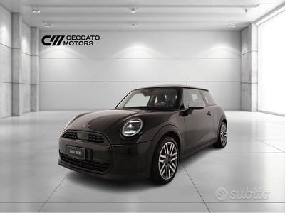 Usata Mini Cooper Classic 2024 Nero Utilitaria