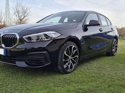 Usata BMW 116 Advantage 109 CV (80 kW) 2021 Nero Utilitaria