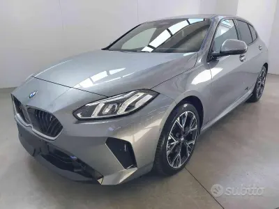 Usata BMW 120 M Sport 170 CV (125 kW) 2025 Grigio Utilitaria
