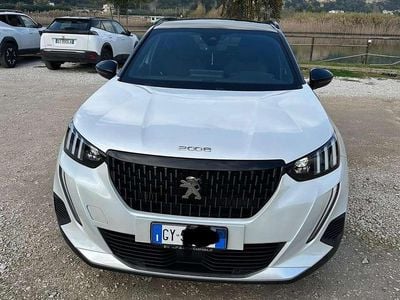 Usata Peugeot 2008 GT 131 CV (96 kW) 2023 Bianco SUV