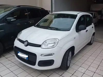Usata Fiat Panda 69 CV (50 kW) 2012 Bianco Utilitaria