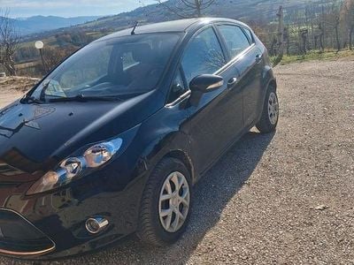 Usata Ford Fiesta 68 CV (50 kW) 2009 Nero Utilitaria