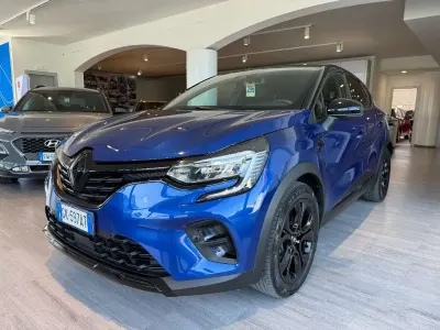 Usado Renault Captur Rive Gauche 94 CV (69 kW) 2022 Azul SUV