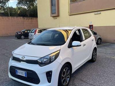 Usata Kia Picanto X-Line 67 CV (49 kW) 2019 Bianco Utilitaria