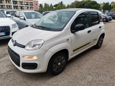 Usata Fiat Panda Young 69 CV (50 kW) 2014 Bianco Utilitaria