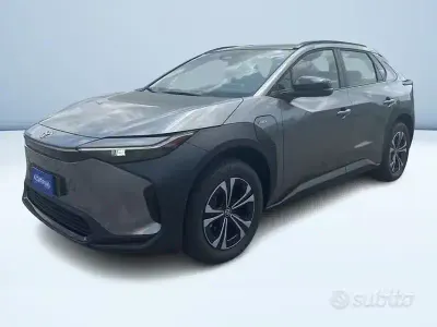 Nuova Toyota bZ4X PURE 149 kW (203 CV) 2026 Grigio SUV