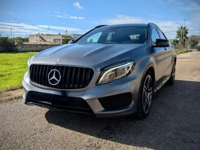 Usata Mercedes GLA220 Premium 170 CV (125 kW) 2015 SUV