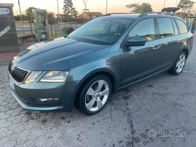 Usata Skoda Octavia 116 CV (85 kW) 2019 Grigio Station wagon