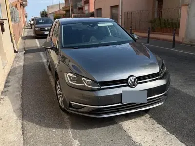 Usata VW Golf VII 115 CV (84 kW) 2018 Grigio Berlina