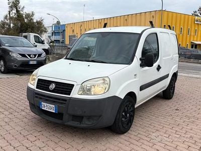 Usata Fiat Doblò 103 CV (75 kW) 2007 Bianco Monovolume