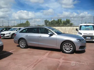 Usata Audi A4 Business 190 CV (139 kW) 2019 Grigio Station wagon