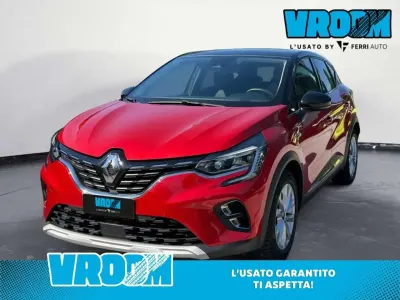Usata Renault Captur Techno 94 CV (69 kW) 2023 Rosso SUV