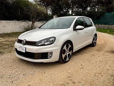 Usata VW Golf VI GTI 210 CV (154 kW) 2009 Bianco Utilitaria
