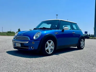 Usata Mini Cooper Coupé 116 CV (85 kW) 2005 Bluazzurro Coupé