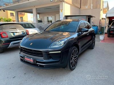 Usata Porsche Macan 265 CV (194 kW) 2023 Grigio SUV