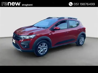 Usata Dacia Sandero Comfort 91 CV (66 kW) 2021 Rosso Utilitaria
