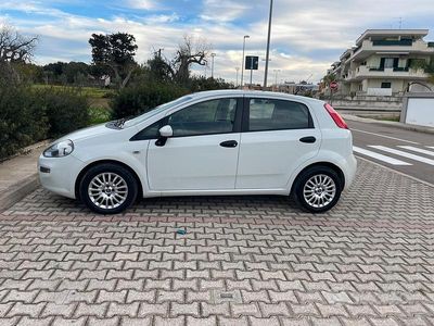 Usata Fiat Punto 2015 Bianco Berlina