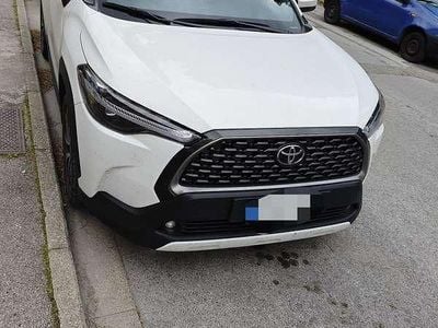 Usata Toyota Corolla Cross 98 CV (72 kW) 2025 SUV