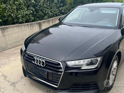 Begagnad Audi A4 150 HK (110 kW) 2016 Svart Kombi