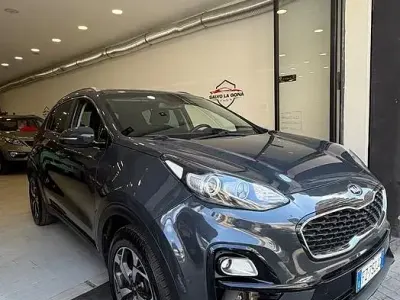 Usata Kia Sportage 136 CV (100 kW) 2019 Grigio SUV