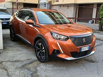 Usata Peugeot 2008 Allure 131 CV (96 kW) 2020 Arancione SUV