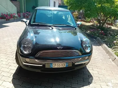 Usata Mini ONE 90 CV (66 kW) 2004 Nero Utilitaria