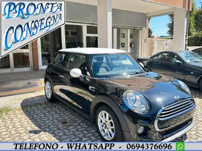 Usata Mini Cooper 136 CV (100 kW) 2016 Nero Utilitaria