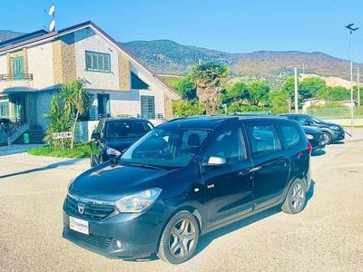 Usata Dacia Lodgy 109 CV (80 kW) 2016 Blu/azzurro Monovolume