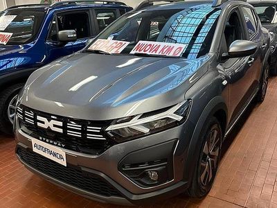 Nuova Dacia Sandero Essentiel 2025 Grigio Utilitaria