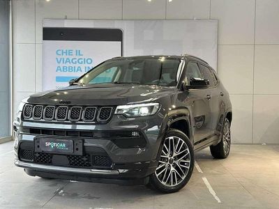Grigio Usata 2024 Jeep Compass Summit SUV | 27.500 € (Buon prezzo)
