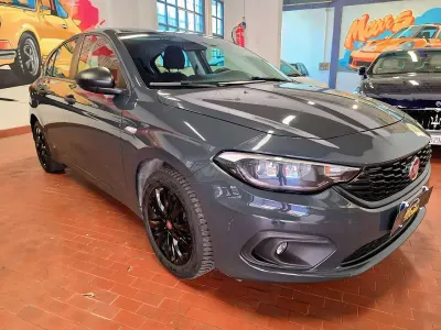 Usata Fiat Tipo Sport 120 CV (88 kW) 2021 Grigio Berlina
