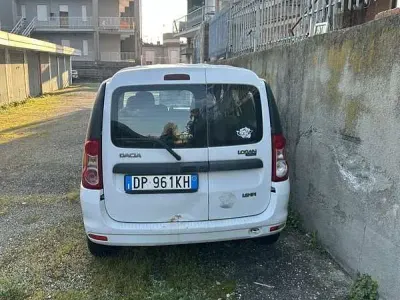 Usata Dacia Logan Lauréate 87 CV (63 kW) 2009 Station wagon