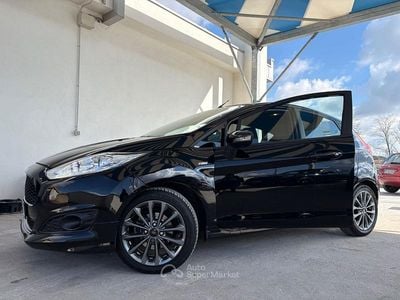 Usata Ford Fiesta ST-Line 95 CV (69 kW) 2017 Nero Berlina