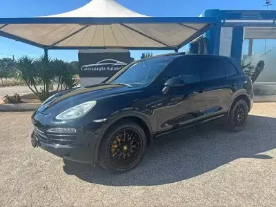 Usata Porsche Cayenne 245 CV (180 kW) 2012 Nero SUV