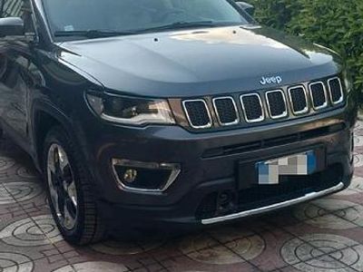 Usata Jeep Compass 120 CV (88 kW) 2019 Grigio SUV