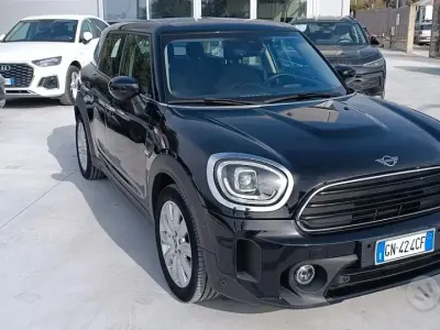 Begagnad Mini One D Countryman Business 116 HK (85 kW) 2021 Svart SUV