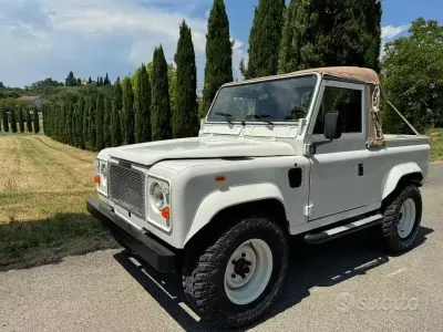 Usata Land Rover Defender 86 CV (63 kW) 1989 Bianco SUV
