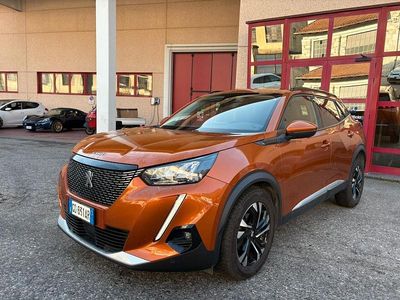 Usata Peugeot 2008 Allure 100 CV (73 kW) 2021 Arancione SUV
