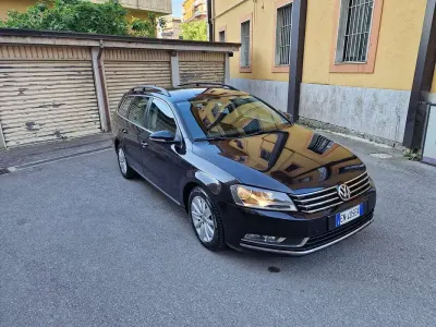 Usata VW Passat Comfortline 105 CV (77 kW) 2012 Nero Station wagon