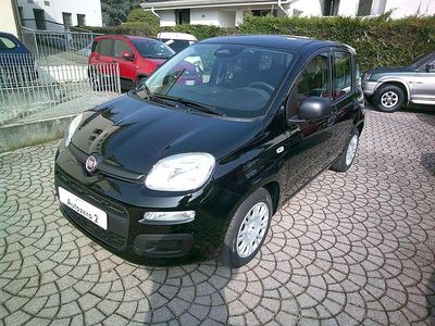 Nuova Fiat Panda Icon 69 CV (50 kW) 2026 Nero vulcano Utilitaria
