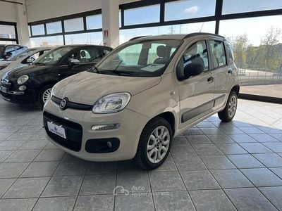 Usata Fiat Panda Easy 84 CV (61 kW) 2014 Vari colori Utilitaria