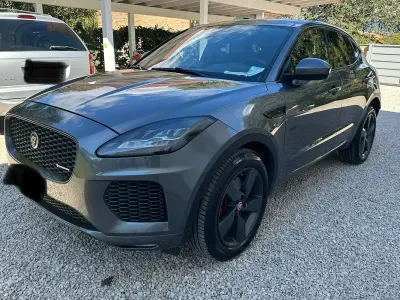 Usata Jaguar E-Pace Chequered Flag 150 CV (110 kW) 2019 Grigio SUV