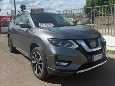 Usata Nissan X-Trail Tekna 177 CV (130 kW) 2018 Grigio SUV