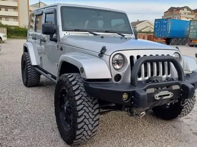 Usata Jeep Wrangler Sahara 286 CV (210 kW) 2012 SUV
