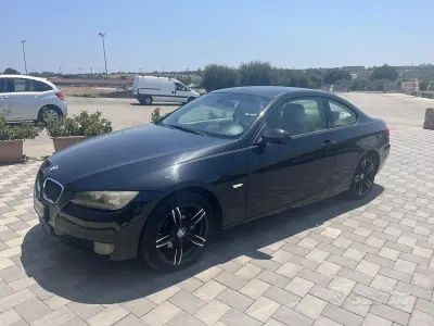 Usata BMW 320 177 CV (130 kW) 2009 Nero Coupé