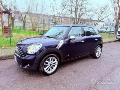 Usata Mini Countryman 111 CV (81 kW) 2014 Bluazzurro SUV