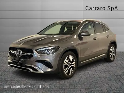 Usata Mercedes GLA200 Advanced Plus 150 CV (110 kW) 2024 Grigio montagna SUV