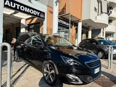 Usata Peugeot 308 Allure 120 CV (88 kW) 2016 Nero Station wagon