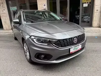 Occasion Fiat Tipo Lounge 95 ch (69 kW) 2019 Gris Break