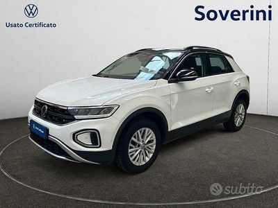 Usata VW T-Roc Life 110 CV (80 kW) 2023 Bianco SUV
